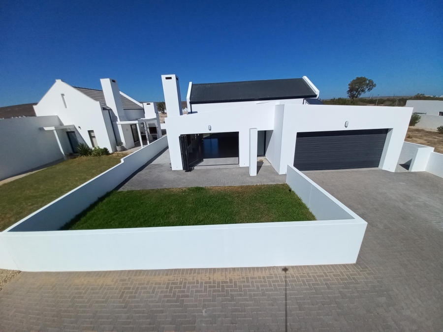 3 Bedroom Property for Sale in Brittania Beach Estate Western Cape